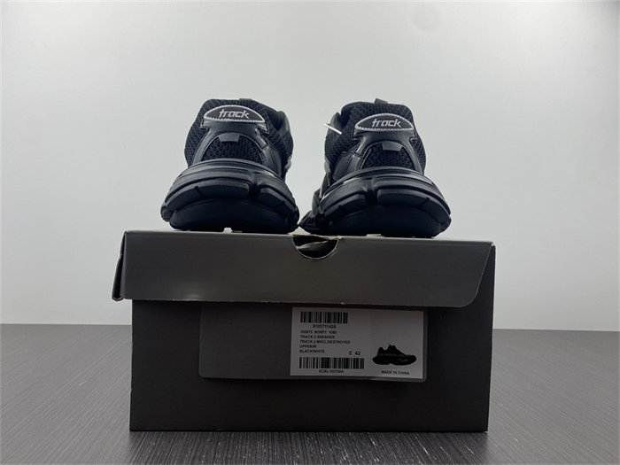 BLCG TRACK SNEAKER 700875 W3RF1 1090