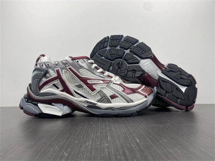BLCG Runner Burgundy  677402 W3RB3 9069