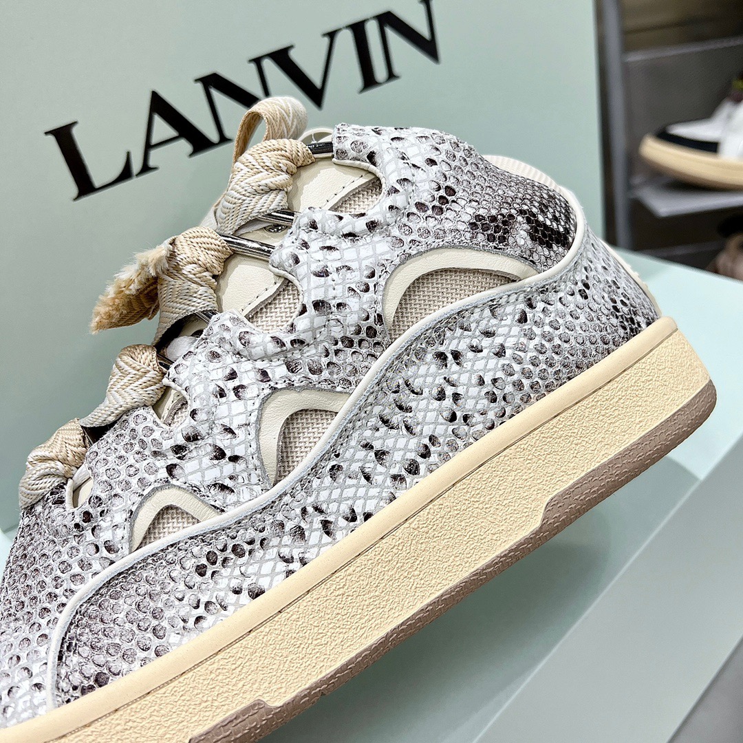Lanvon Leather Curb 7