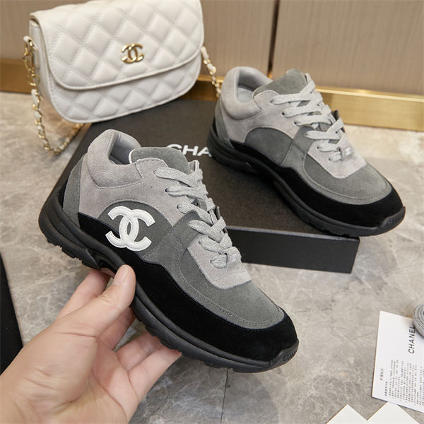 Chanal Sneakers