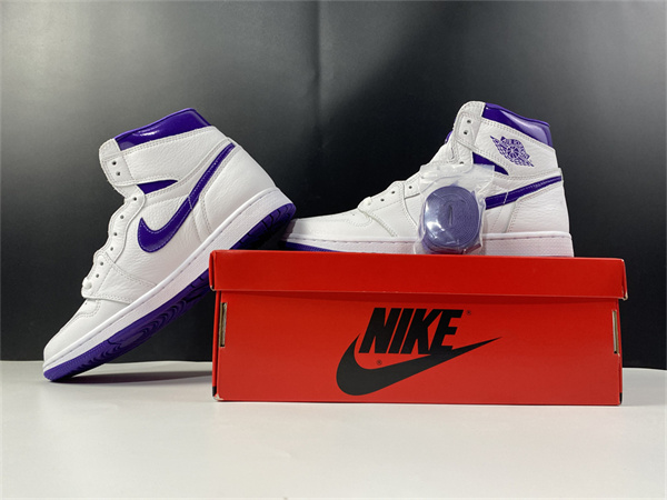 Air Jordan 1 WMNS “Court Purple”