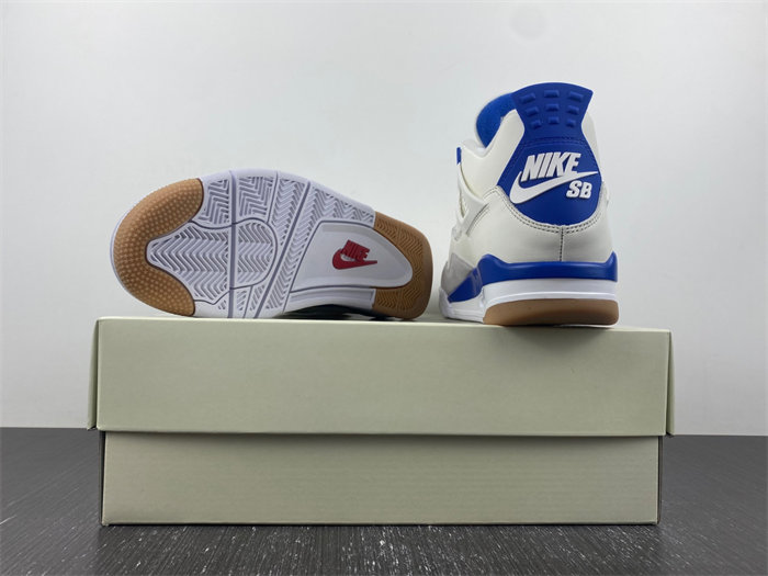 Jordan 4 Retro SB DR5415-104