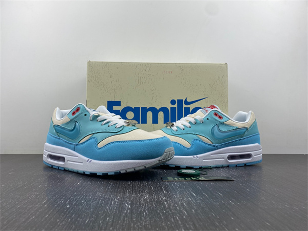 Nike Air Max 1 Puerto Rico “Orange Frost”
