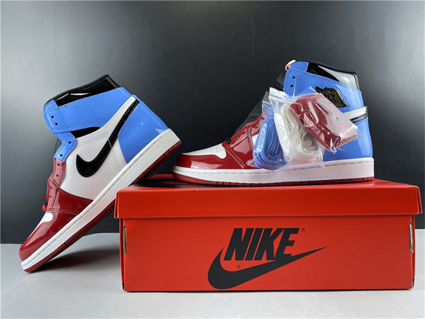 Jordan1 Fearless UNC Chicago CK5666-100
