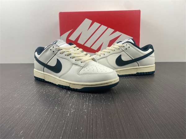 5K1 Nike Dunk Low “Athletic Department”