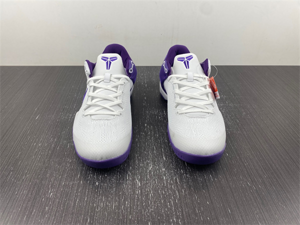 Nike Kobe 8 Protro “White Court Purple”