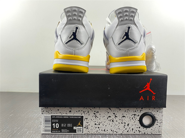 Air Jordan 4 WMNS “VividSulfur”