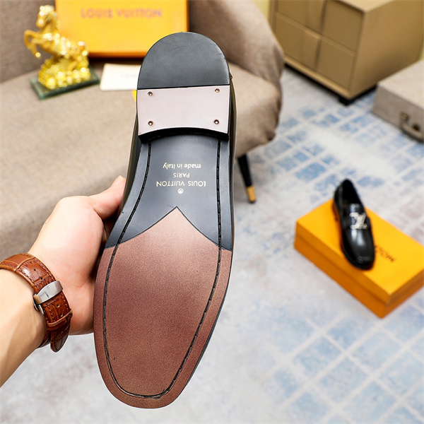 Lv Loafer 018