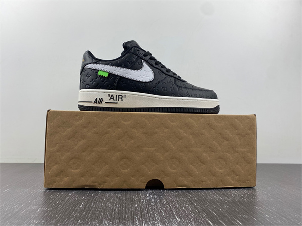 l**isV*t*n x nike air force