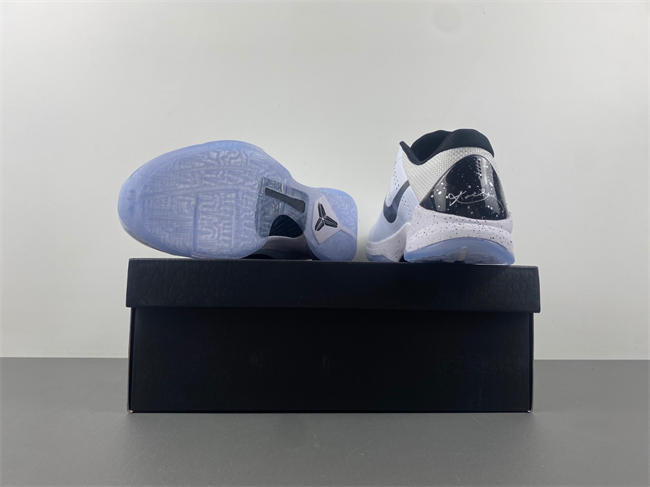 ZOOM KOBE 5 PROTRO