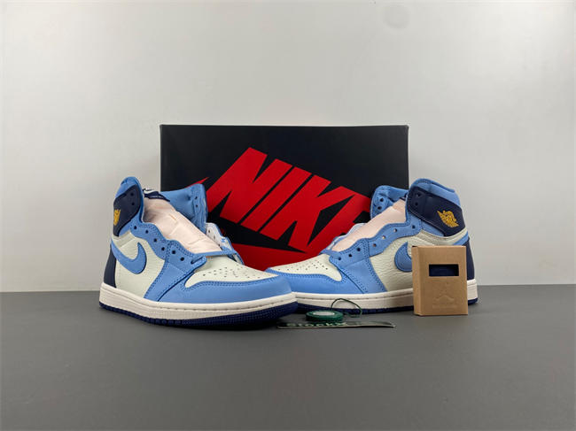 Air Jordan 1 High OG“First in Flight” FD2596-400