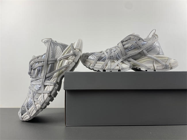 Ba*len*cia*ga phantom sneaker 778698 w3xll 0125