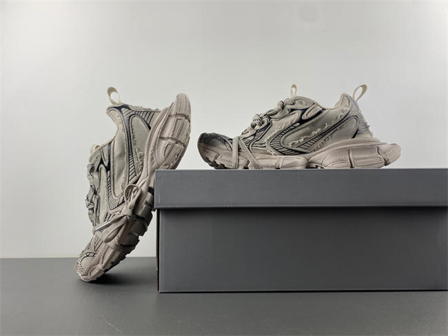 十IAGA -PHANTOM SNEAKER 734731 W3XDC 4001