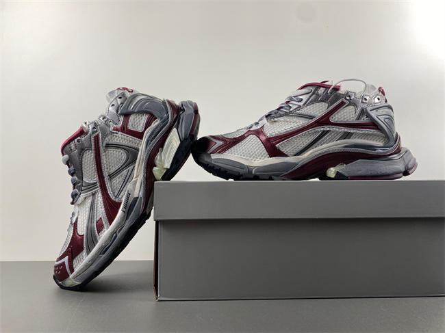 Ba*len*cia*ga  772774-w3rbw-0312