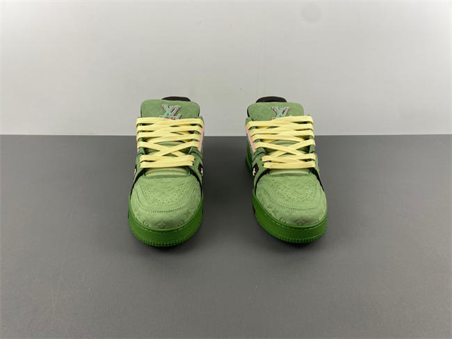 l**is V*t*n lv trainer 20