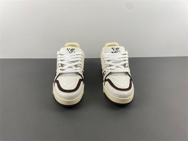 l**is V*t*n lv trainer 25