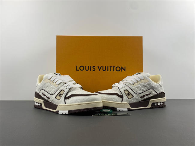 l**is V*t*n lv trainer 25