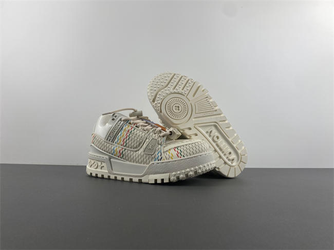 l**is V*t*n lv trainer 28