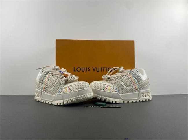l**is V*t*n lv trainer 28