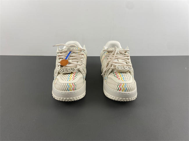 l**is V*t*n lv trainer 28