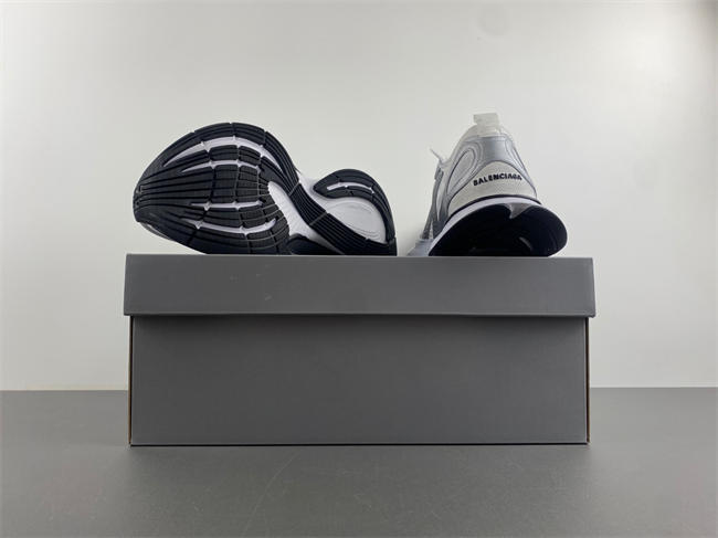 Ba*len*cia*ga  793945 wflgy 9100