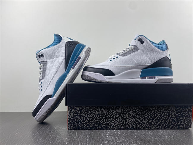 Air Jordan 3 Retro  136064-660