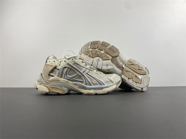 Ba*len*cia*ga 772774-w3rny-1205