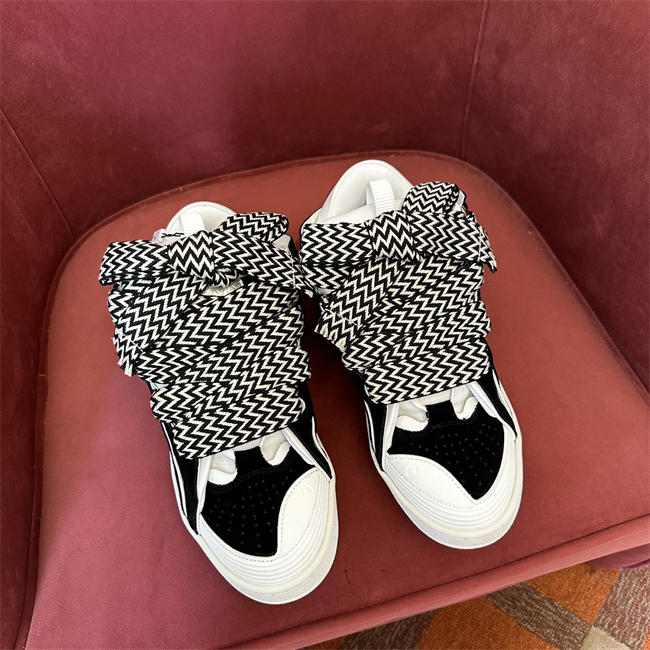 Lanvon Curb Sneaker 27