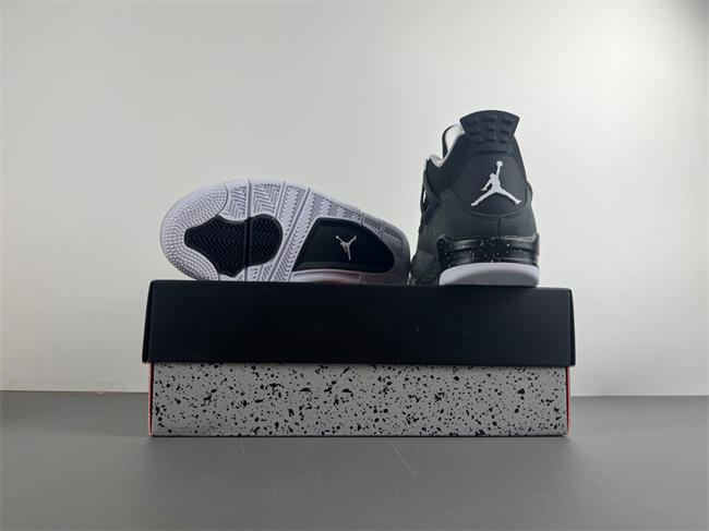 Air Jordan 4 “Fear” FQ8138-002