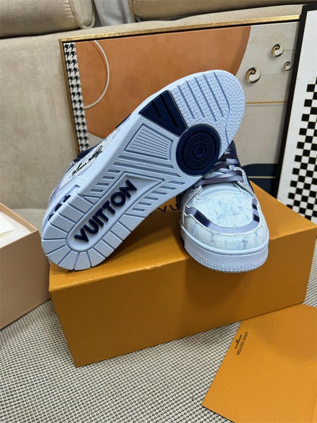 LV Trainer Sneaker
