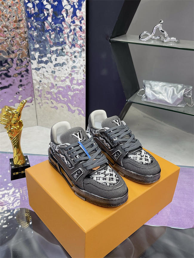LV Trainer Sneaker