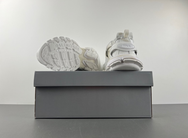 Ba*len*cia*ga 3.0 542023 wtrhw. 9010