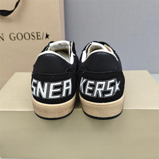 Golden Goose Sneaker