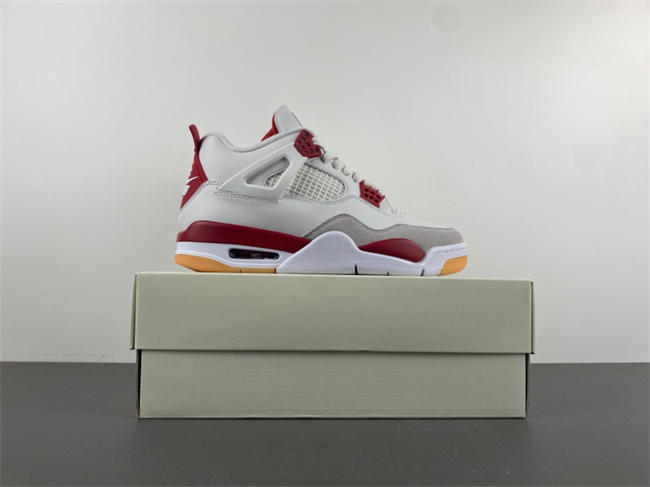 Nike SB x Air Jordan 4 Retro SP