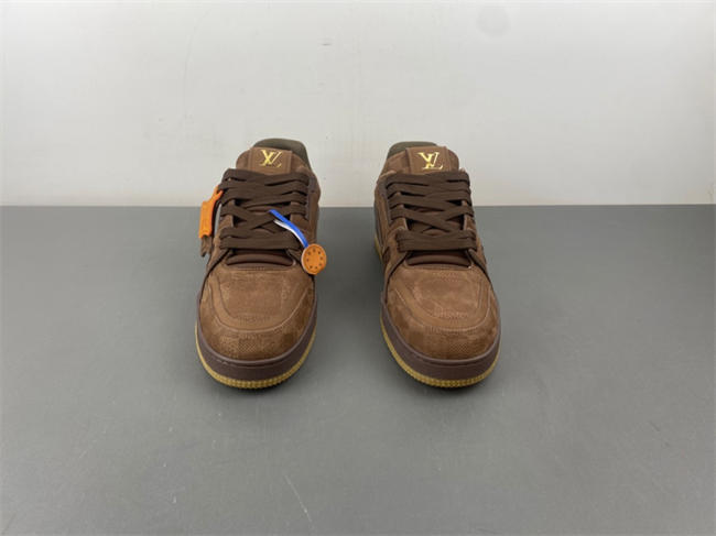 l0*is V*t0n lv trainer