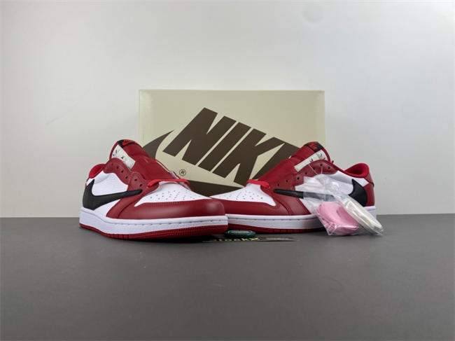 Travis Scott x Air Jordan 1 Low DM7866-101