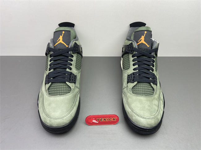 UNDEFEATED x Air Jordan 4 OG IB1519-200