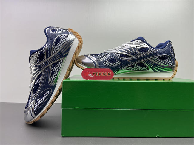 bo*te*ga Ve*ne*ta sneaker